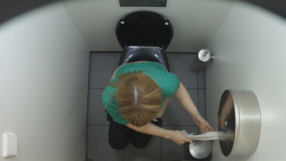 I peered in the women's toilet