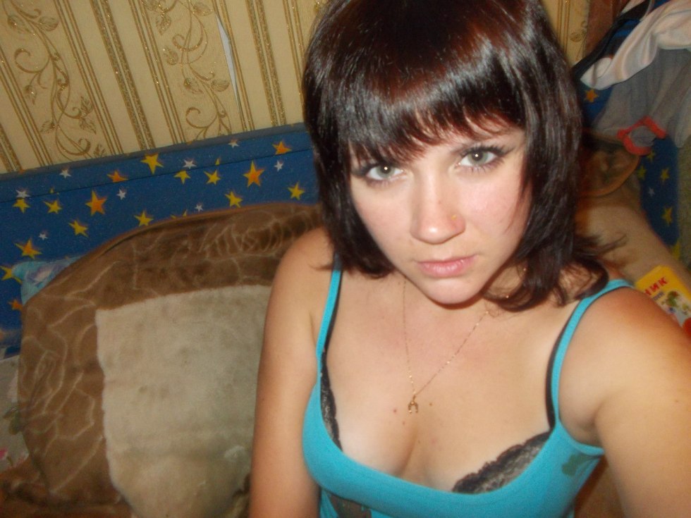 Cum on his wife on his stomach Homemade