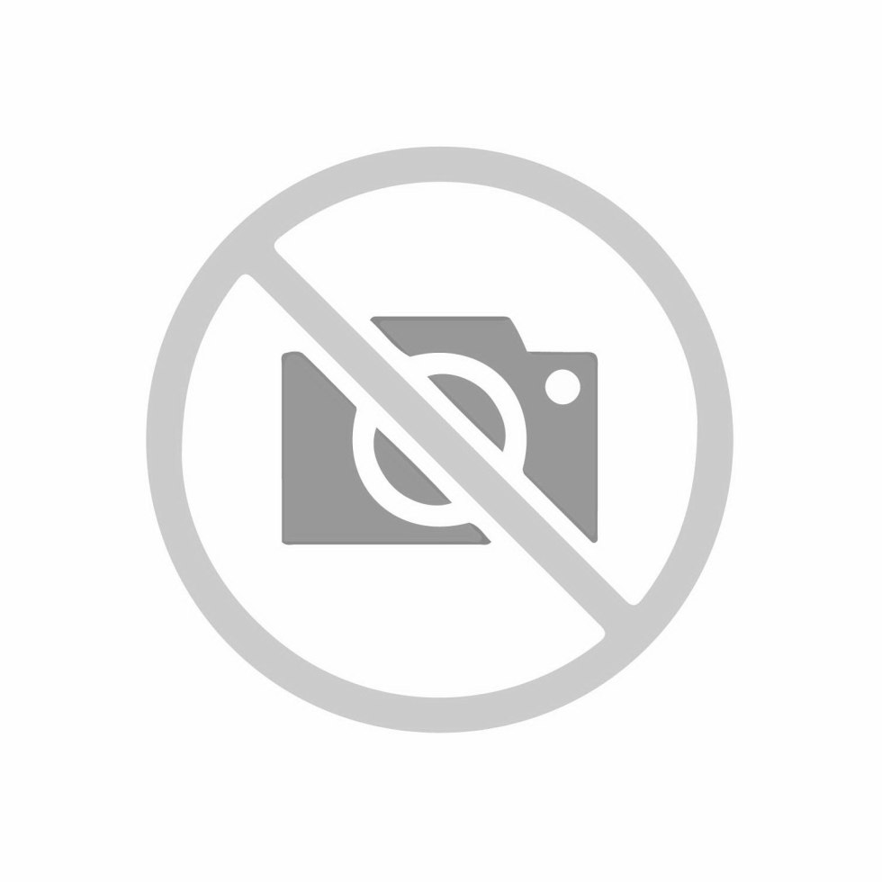 Kayden Cross Eva Lavovia