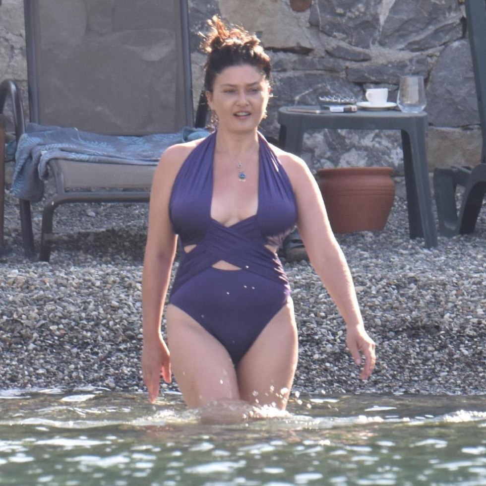 Nurgul Eshilchai 2020