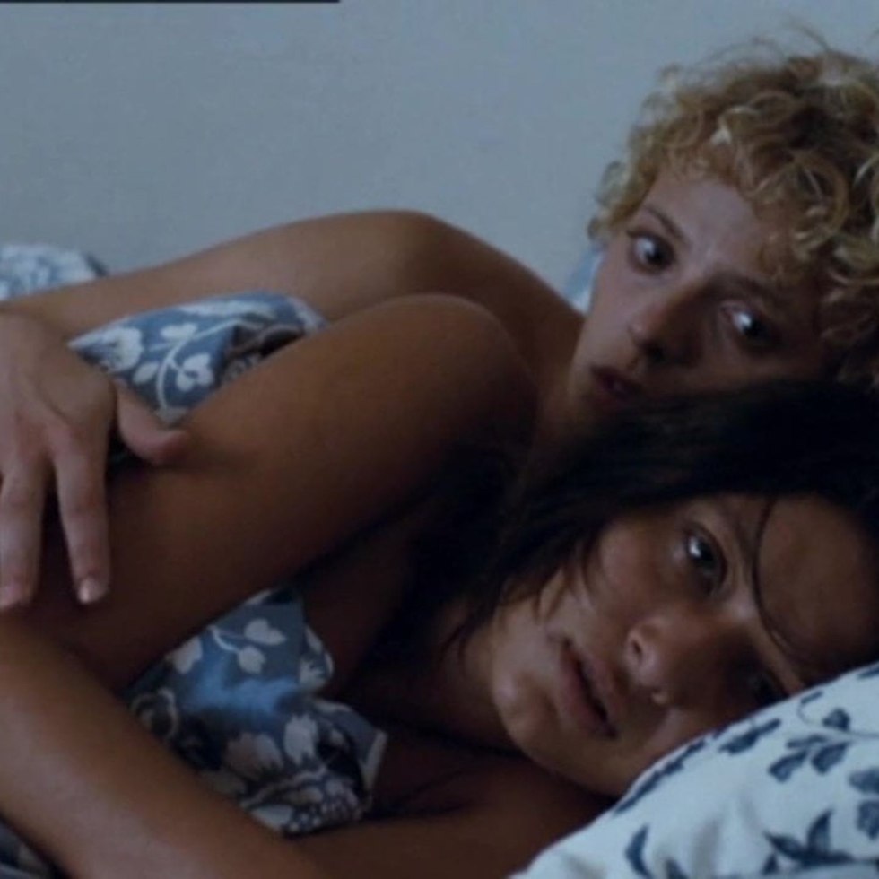 Nurgul Eshilchy legs