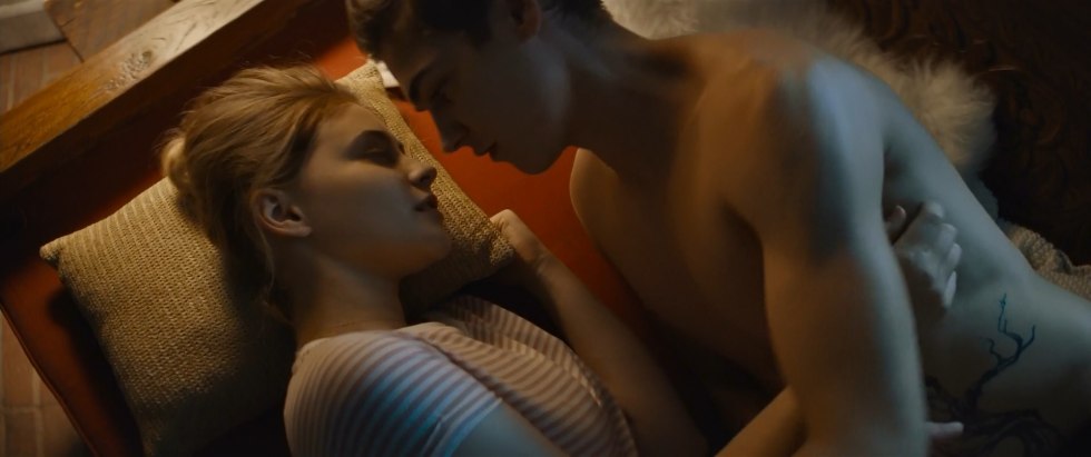 Josephine Langford Naked