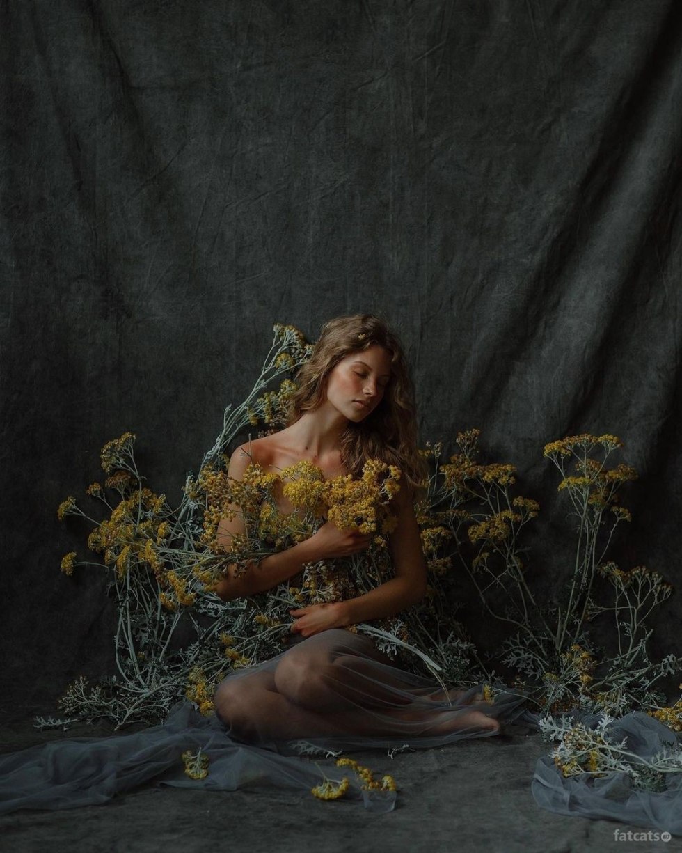 Katherine Waterston Tits