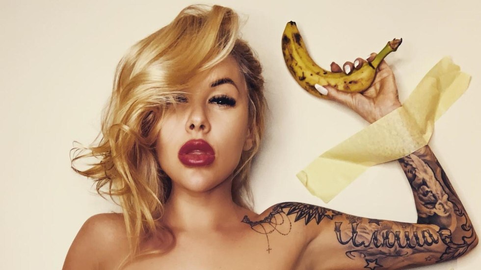 Irina Shayk in advertising Intimissimi 2016