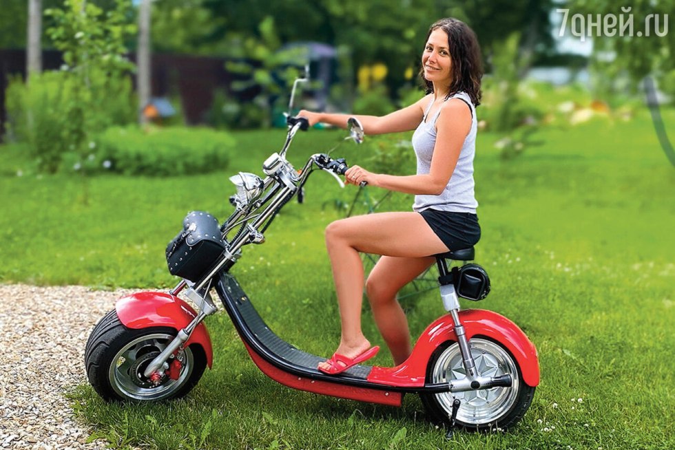 Ekaterina Volkova in underwear in Voronins 2018