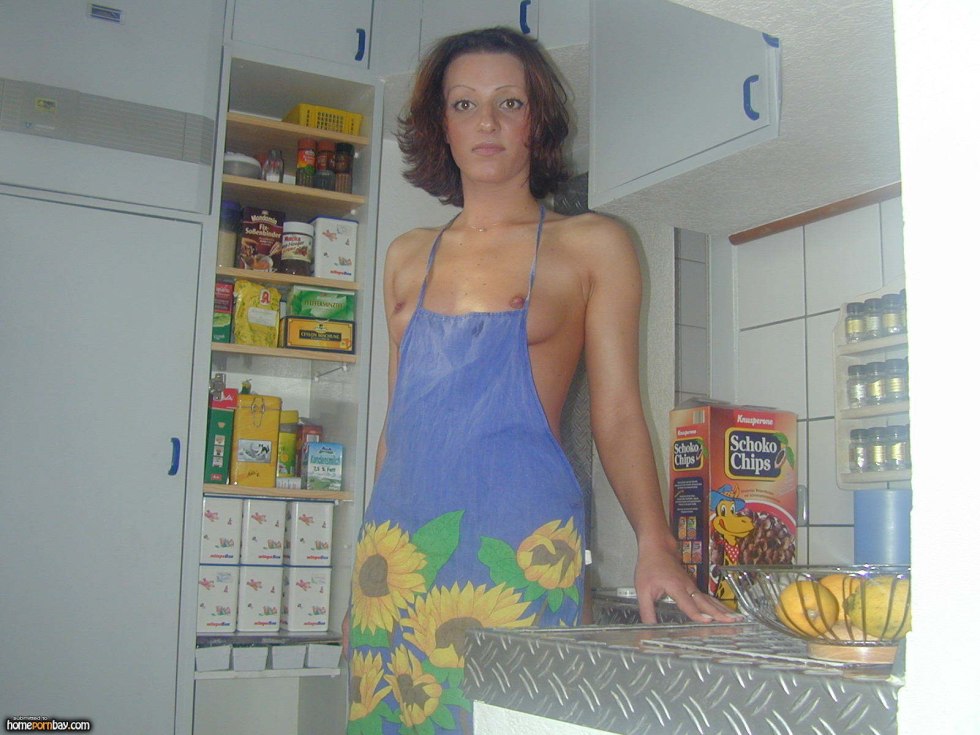 Marissa Cosmid in the kitchen naked