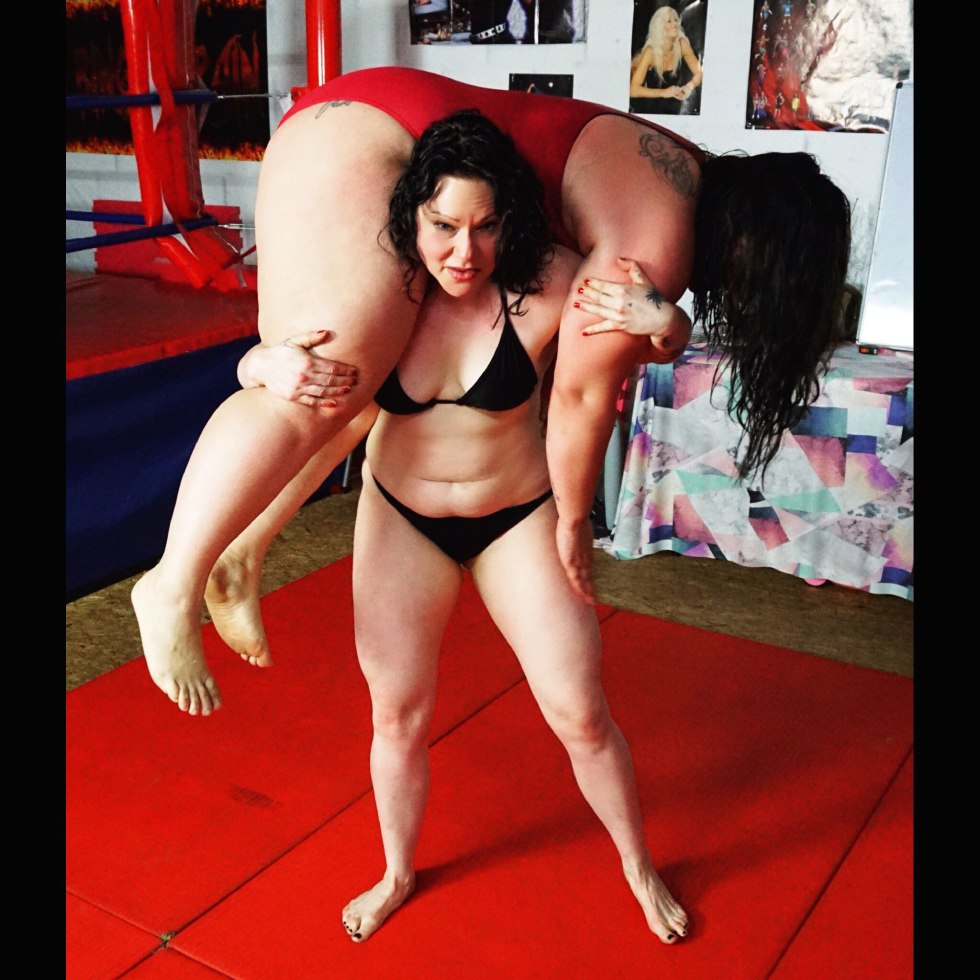 Maria Berseneva Lift Carry