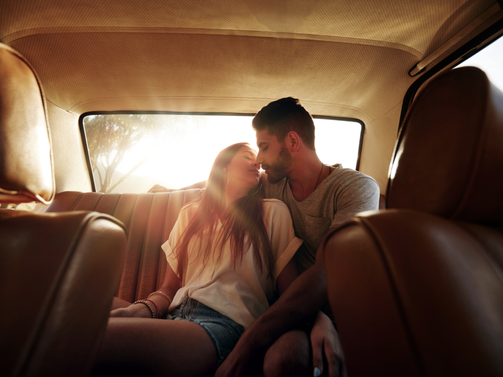 The blonde sucks in the car