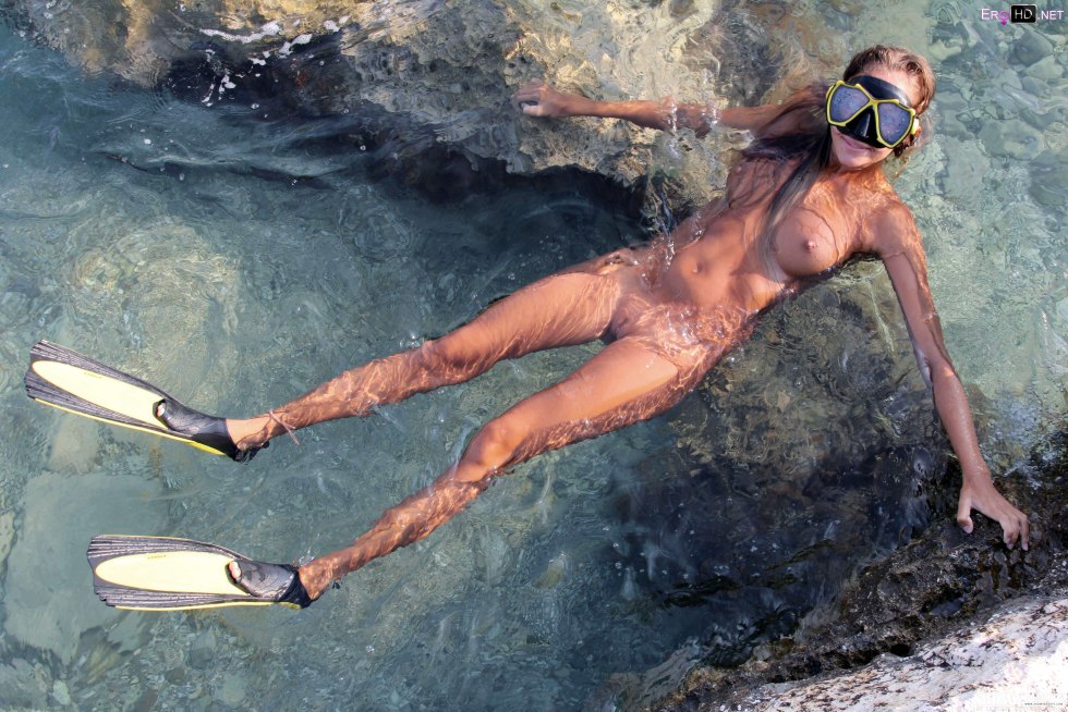 Topless under water