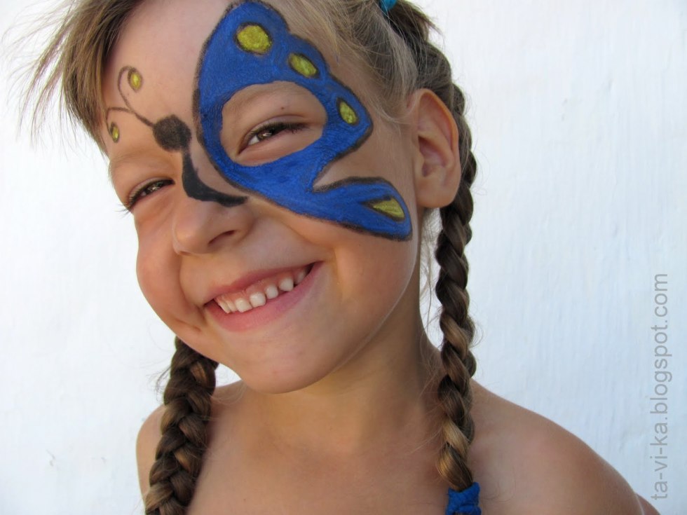 Children's body on the body