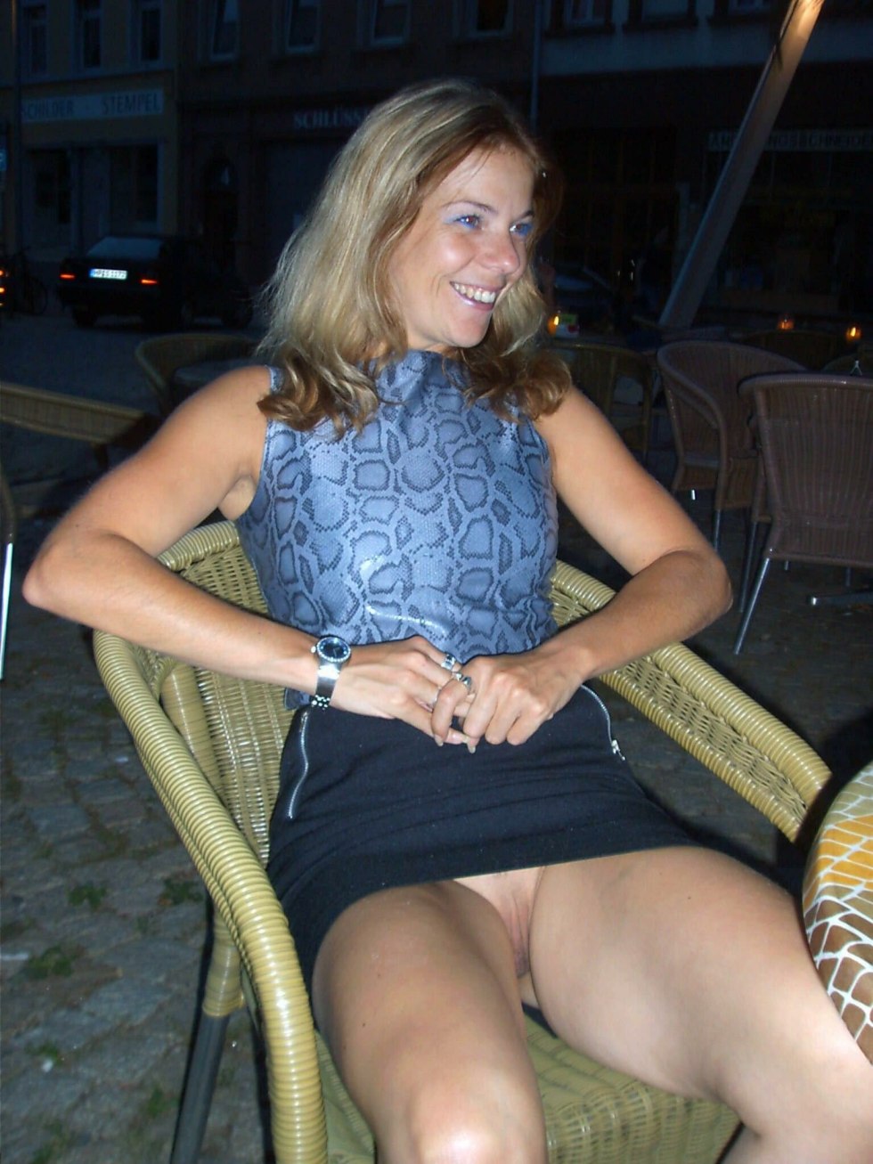 Random pictures of girls without panties