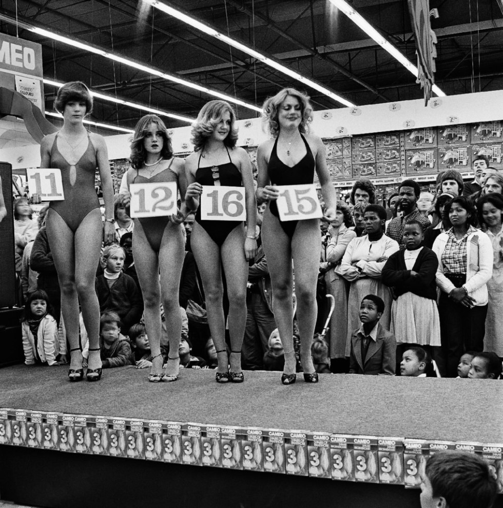 Beauty contest in the style of nude