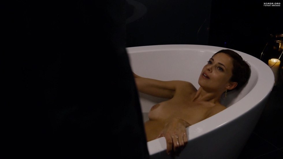 Victoria Blaze Plah Naked