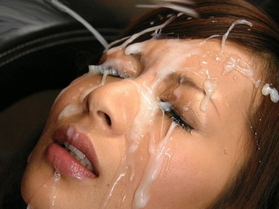 Japanese Bukkak in mouth