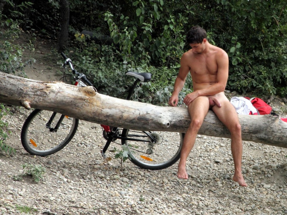 Cyclists without panties