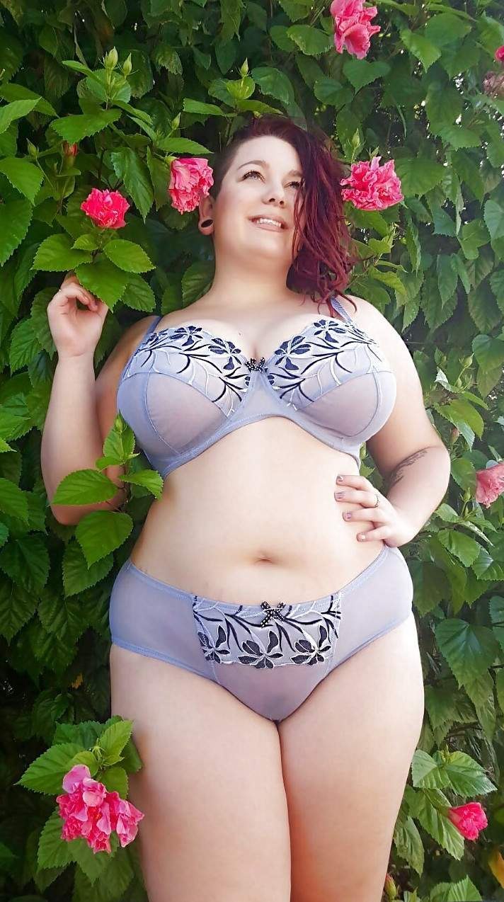 Sophie Dee in erotic lingerie