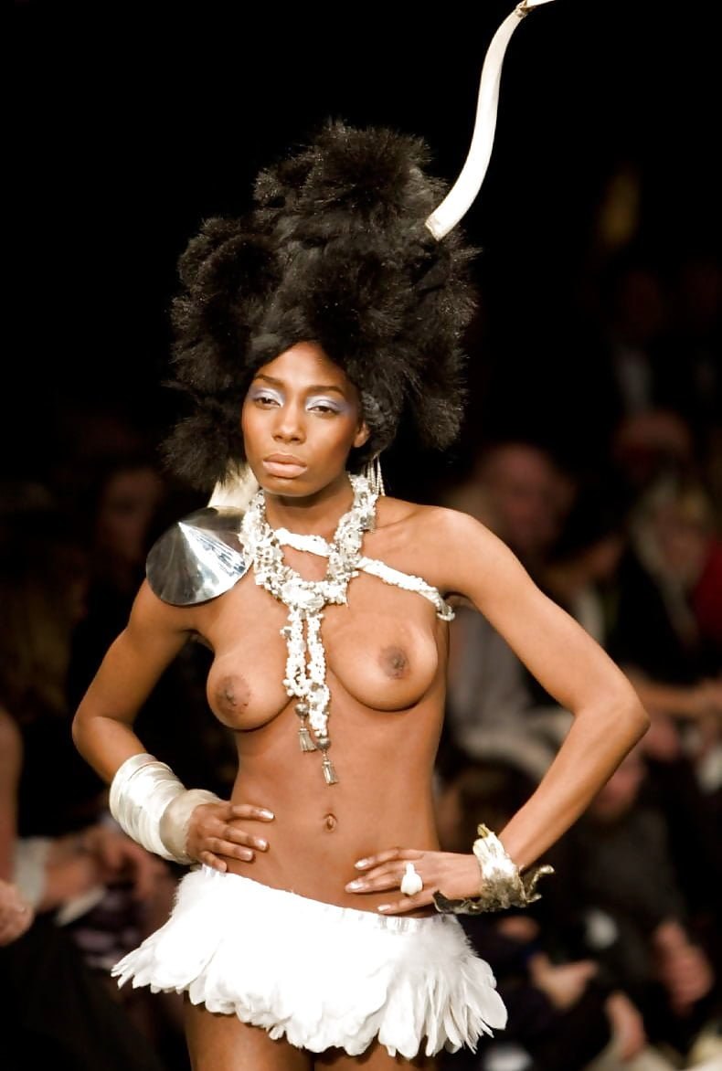 Naked Fashion Charlie Le Mind