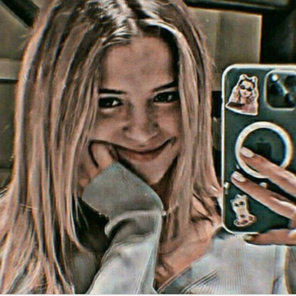 Julia Gavrilina put on an unusual costume for the premiere of the new clip