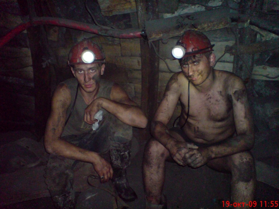 Alexandra Daddario Naked