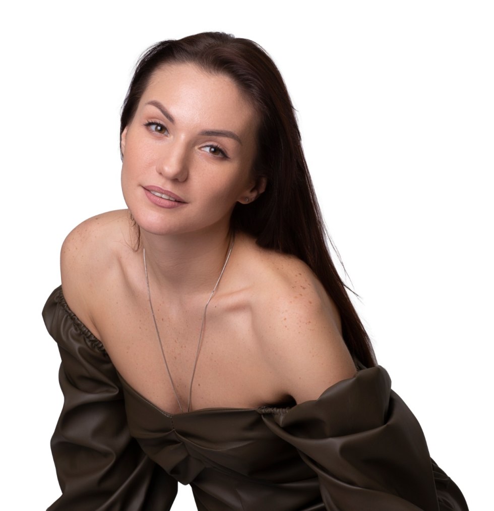 Naked female bodies lying