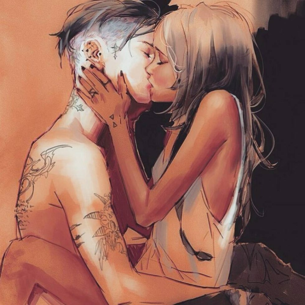 Singer Maruf hot plum