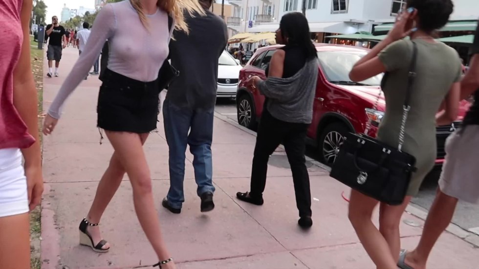 The girl was divided in public