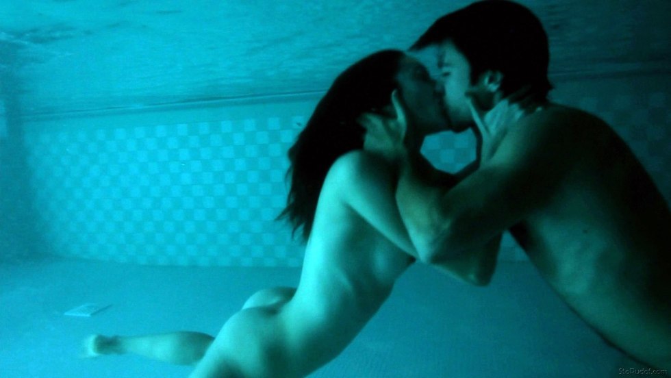 Series shameless boobs Emmy Rossum