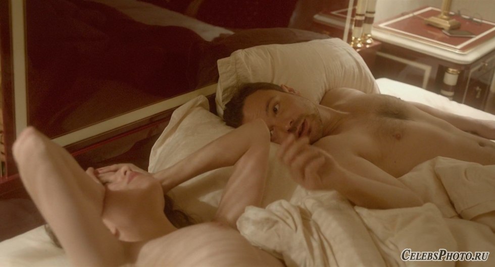 Anna Chipovskaya Naked in the Cinema