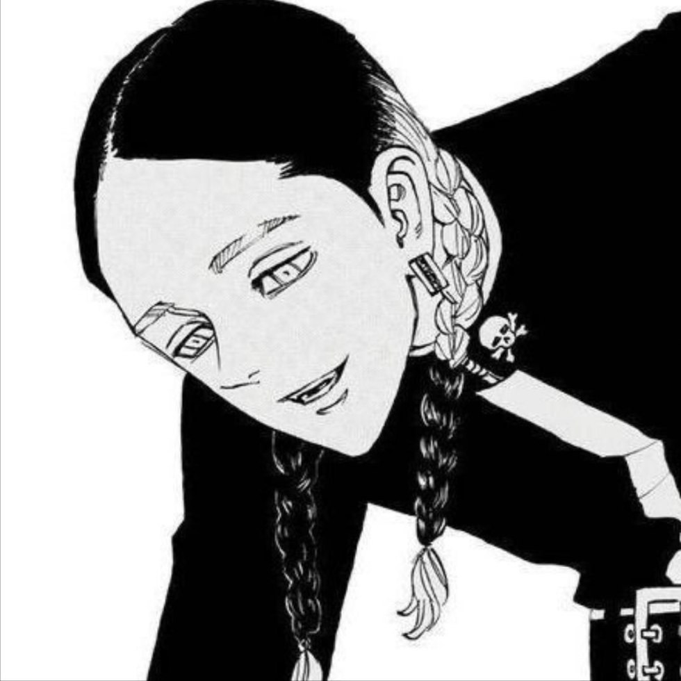 Chloe Vevrier secretary