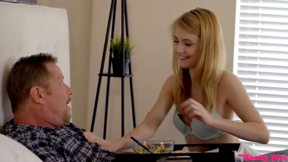 Family Pie 3 / Family Pies 3 (2018)