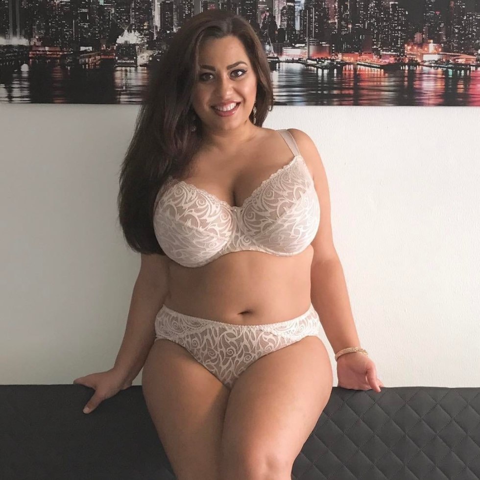 Gemma da silva plus saz