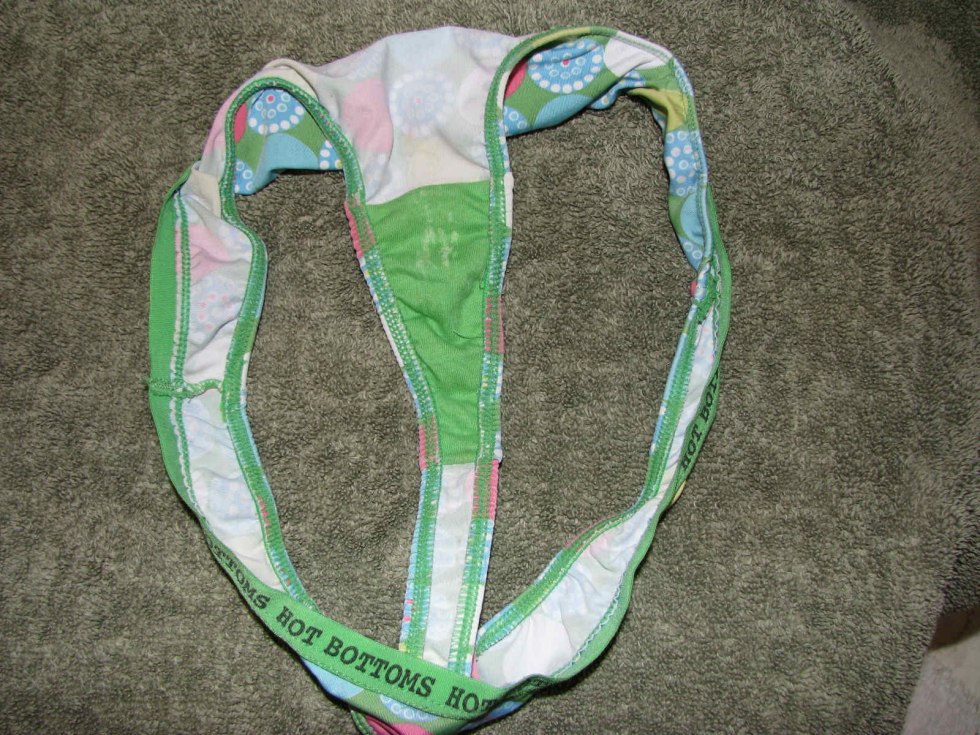 Zumi (Katty West) Doggy Deeper