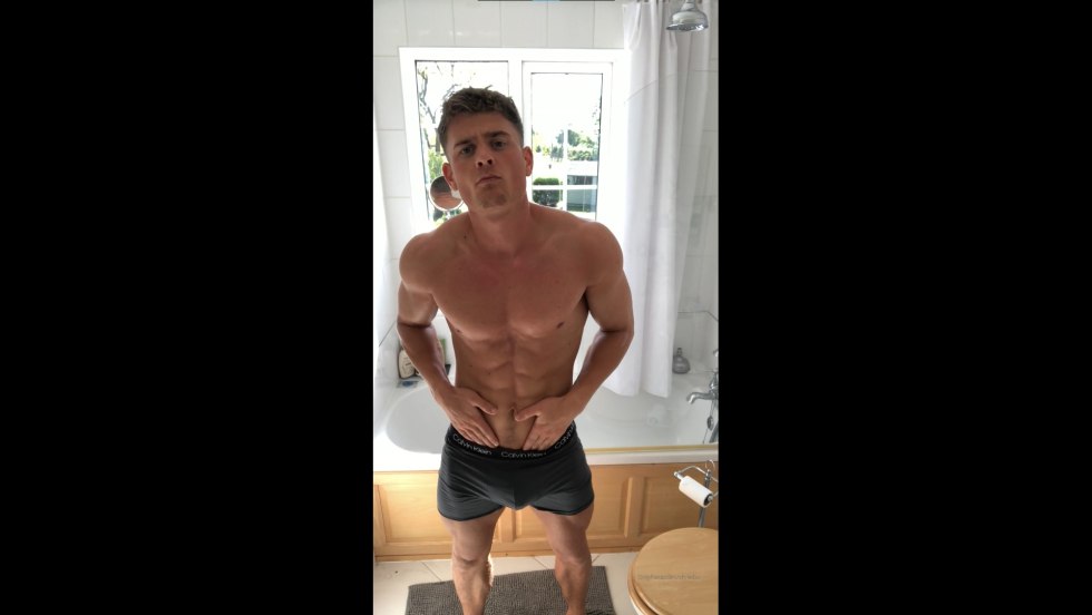 Hot Muscle Teen Solo Jerk Offjoy and Dirty Conversations Solo