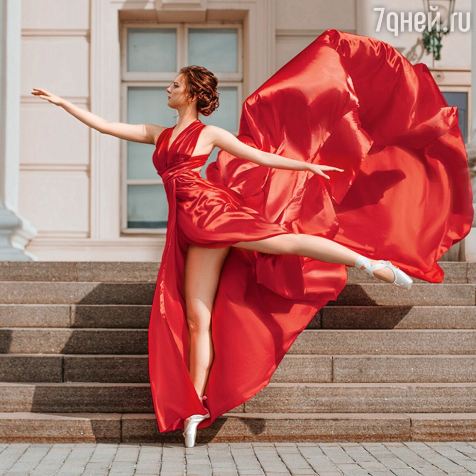 Marusya Klimova and Anna Khilkevich