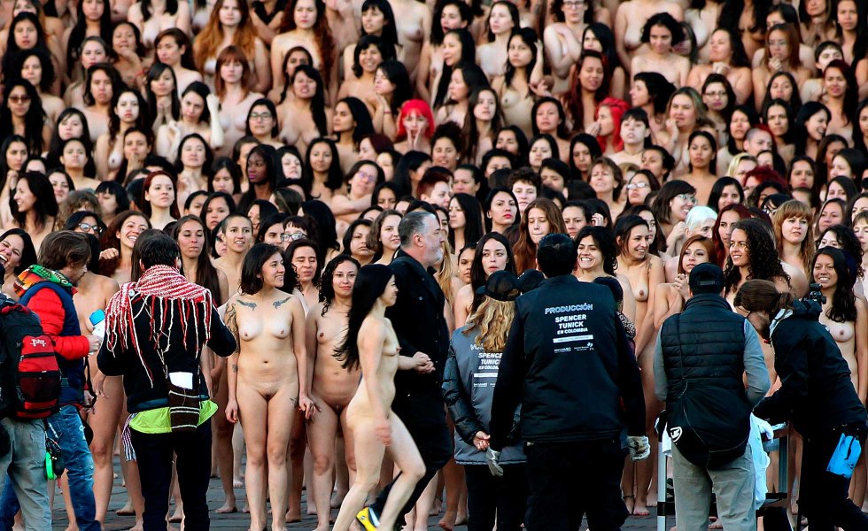 Girls undress in front of the public