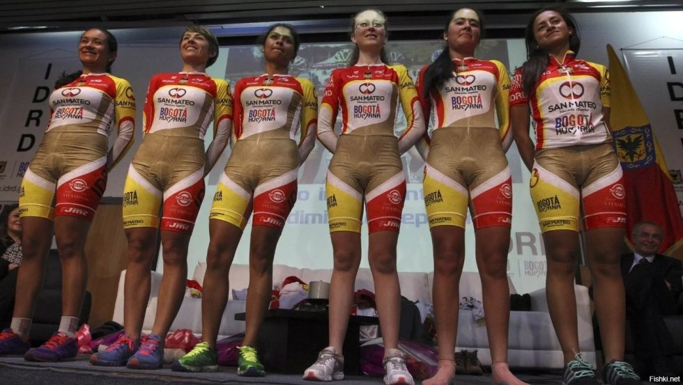 Costumes of Colombian bike lines