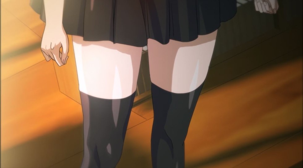 Milf in a cafe without panties