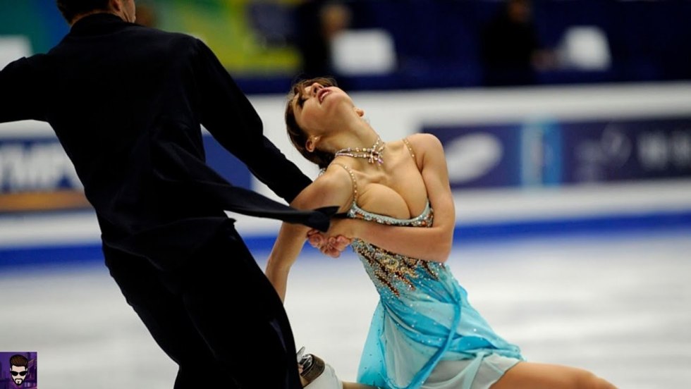 Nora Hoffman figure skating