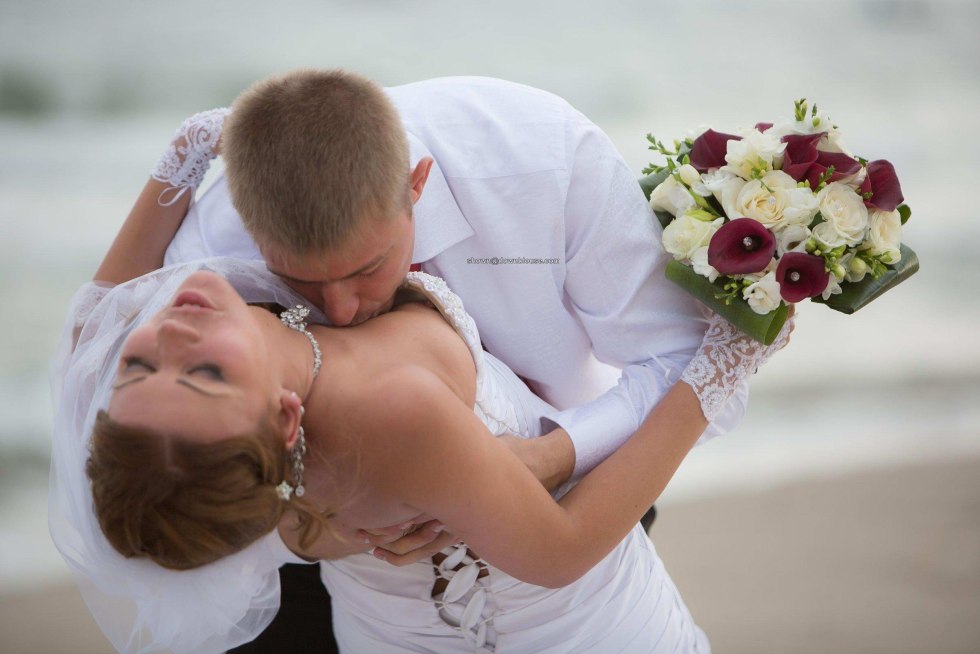 Bride Dress undress prolapse anal