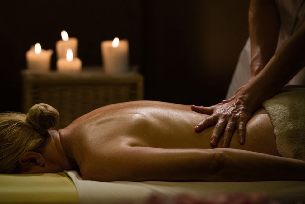 Relaxing massage for men