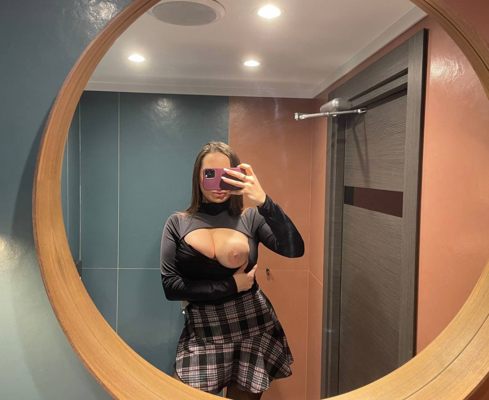 Plum Lily Mindiarov Nude