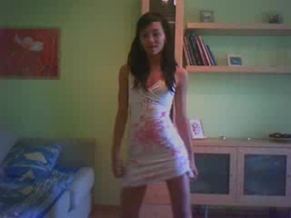 Asian rides on a rubber dick