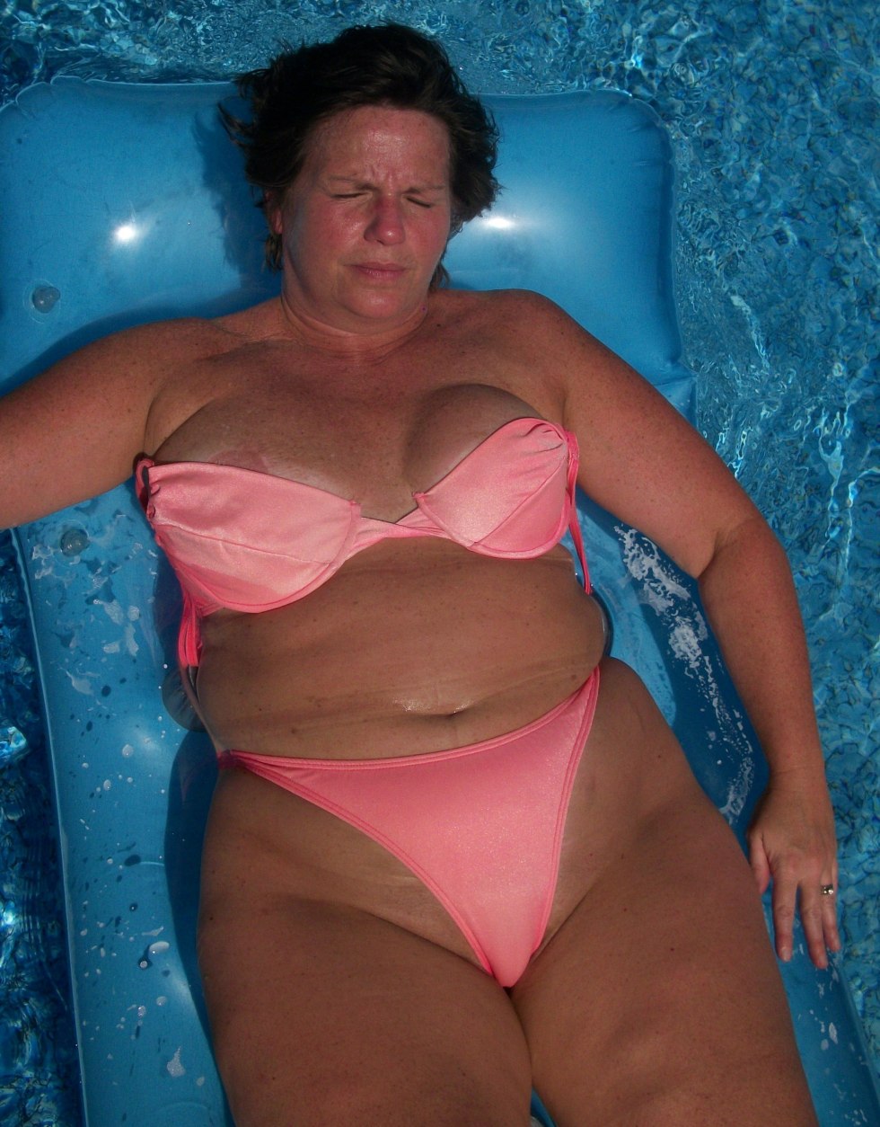 Fat Old in swimsuits