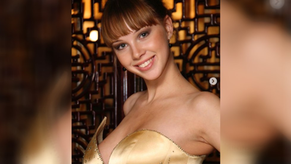 Polina Dibrov is hot