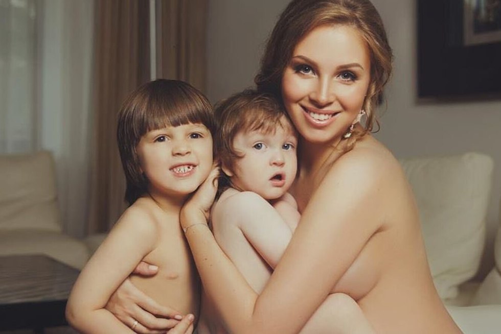 Polina Bakharevskaya naked