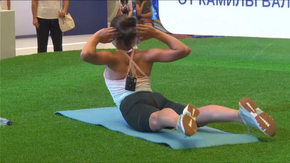 Alena is a bone vancuver