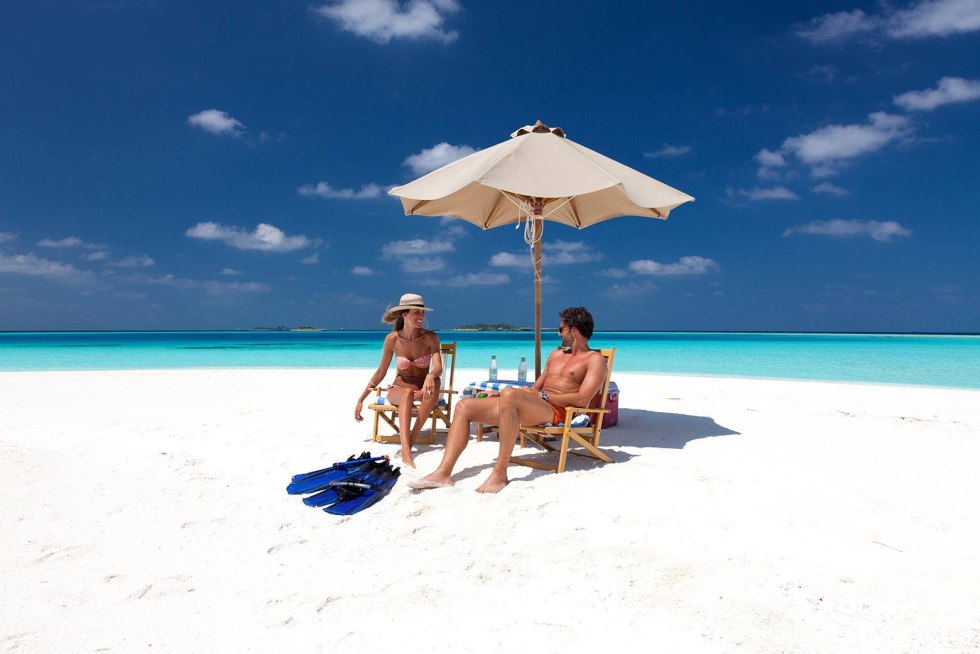 Rasda photo of tourists