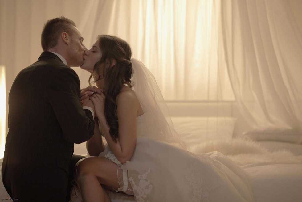 Bride photo shoot in linen