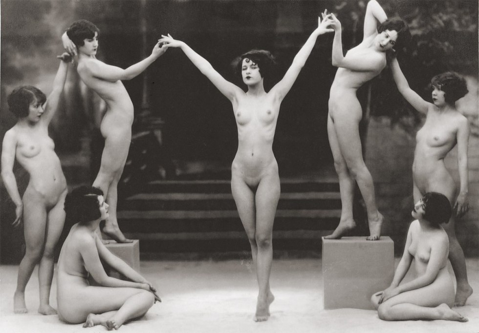 Theater productions in the style of nude