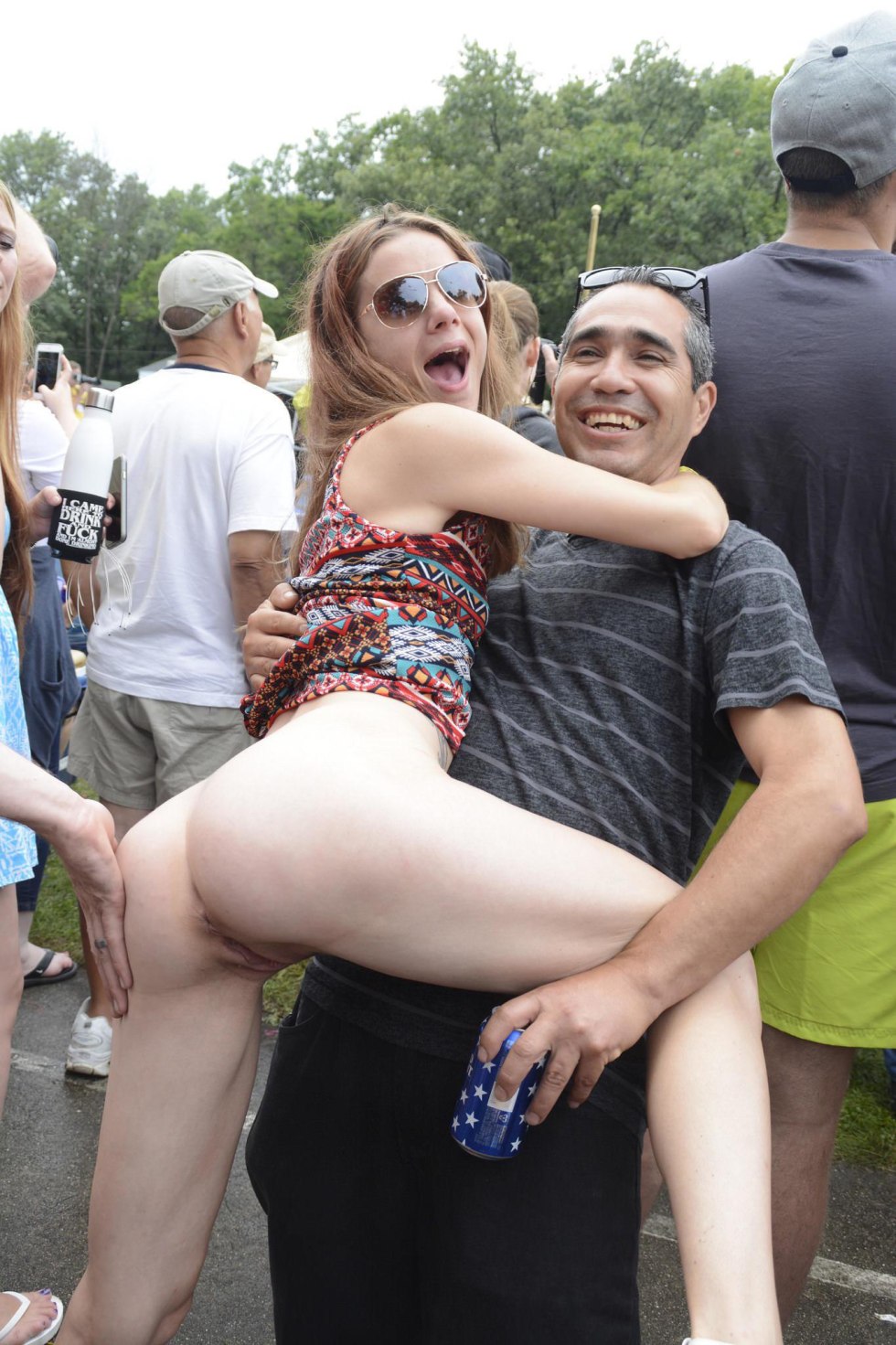 Letsdoeit Crowdbondage is one naked